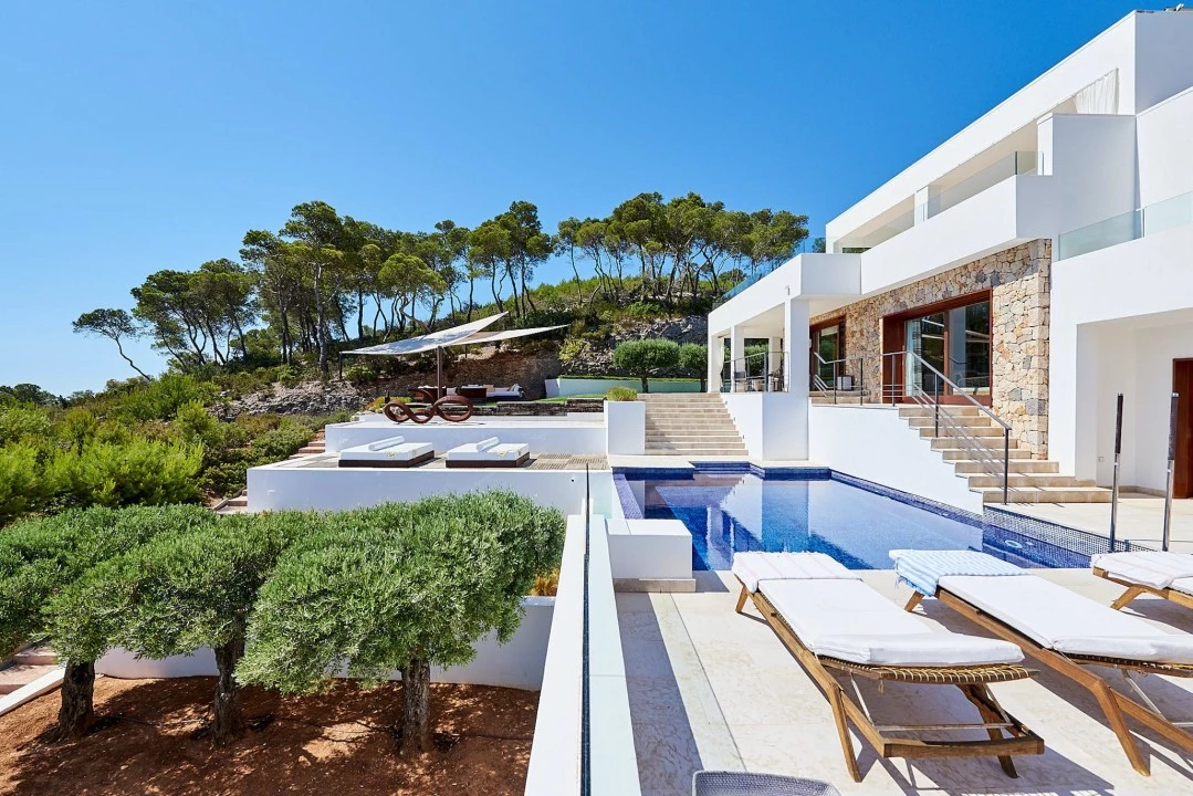 1681375534-Luxury real estates villa to rent Ibiza Nola 76 pool.webp